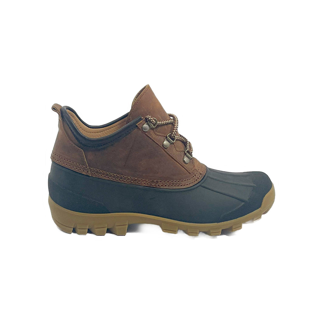 MUD BOOTS