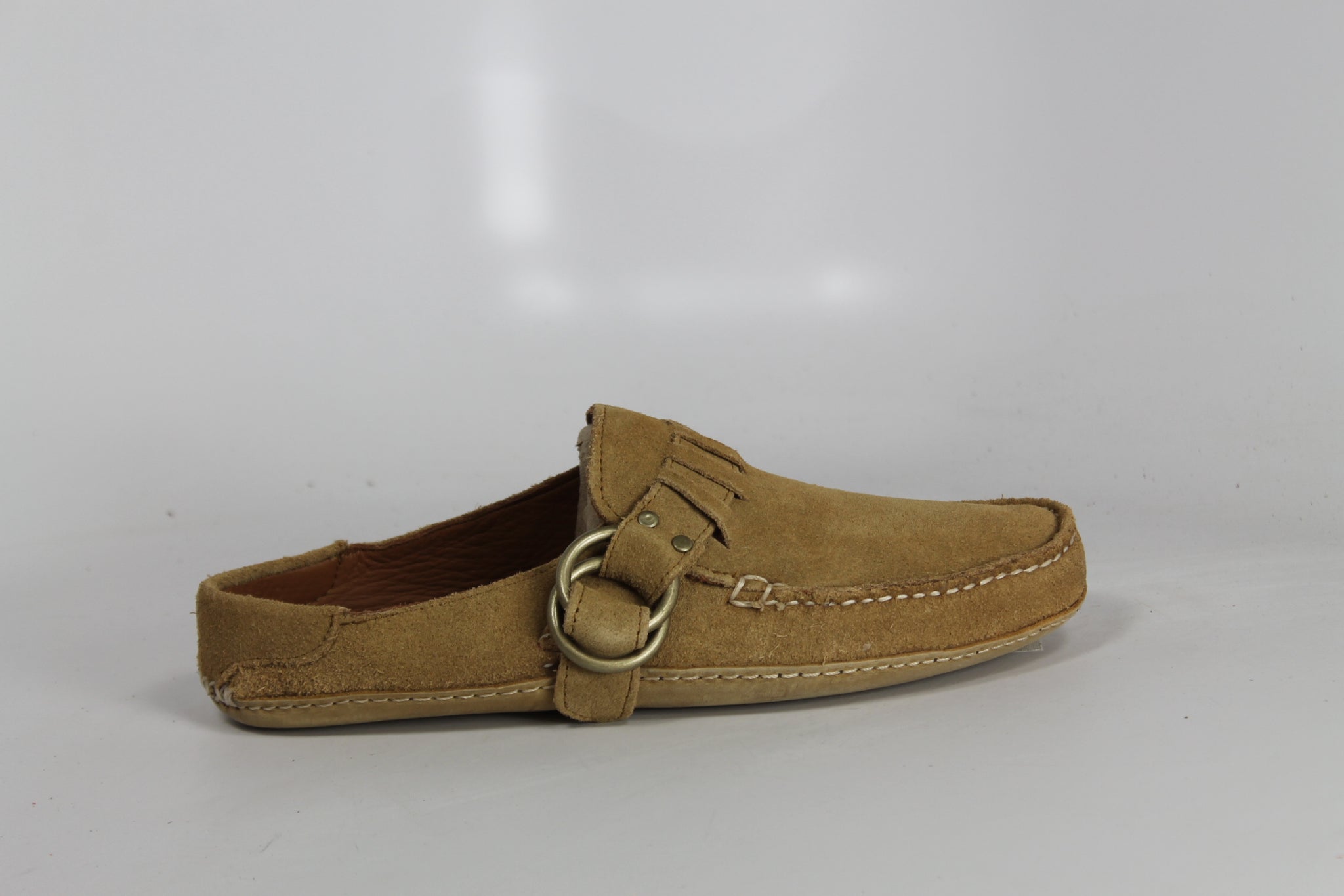 QUODDY CLOSET MAY26 – Quoddy.com
